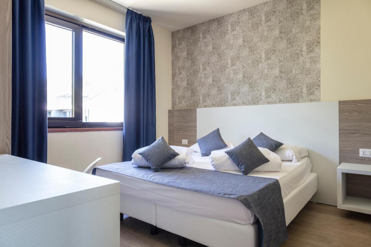 Standard Double Room,1011341506:JPEG